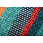 Gestreifter Boho-Pouf im Südwest-Stil